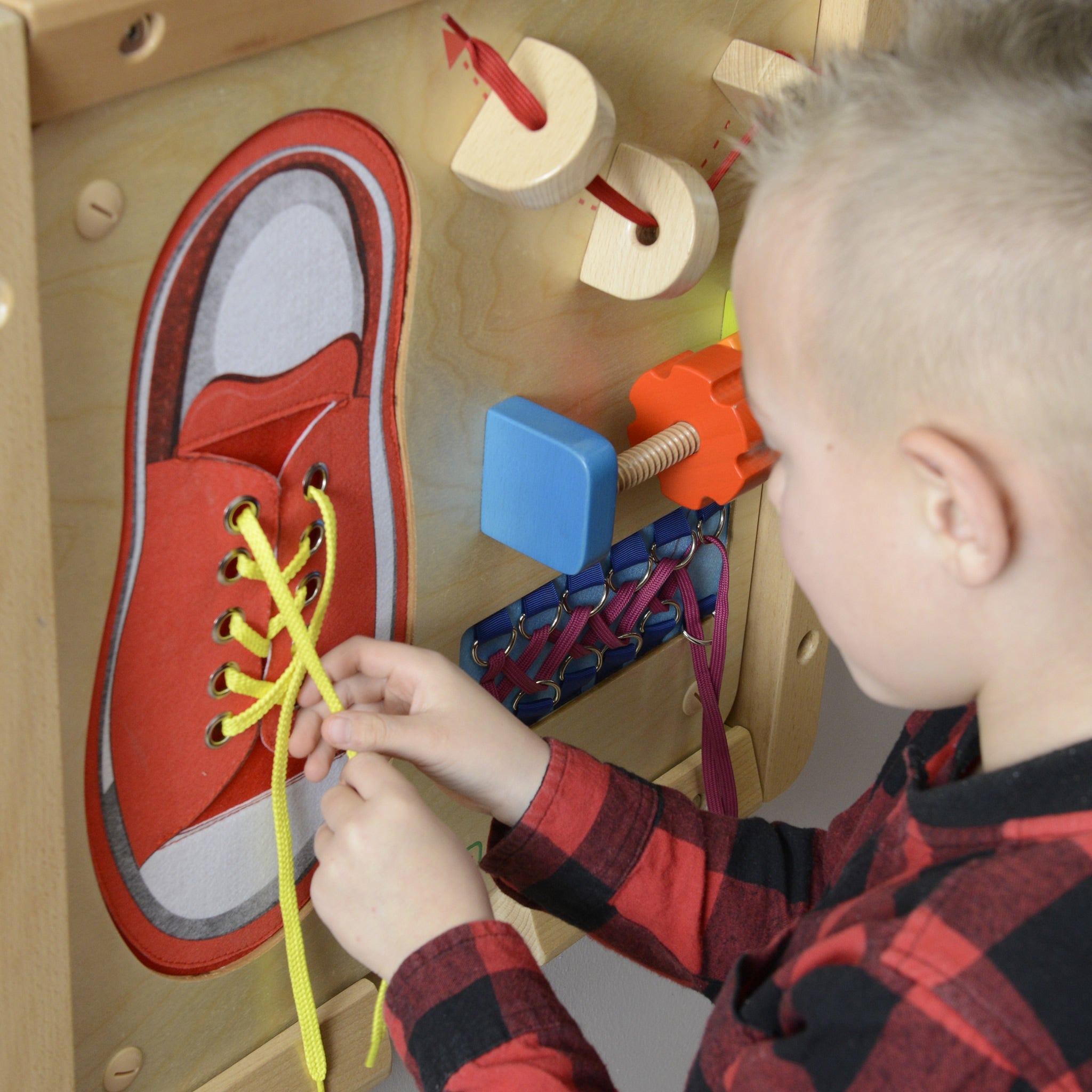 Masterkidz Wall Elements - Manual Dexterity Board
